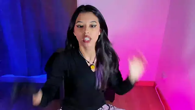 NanakoDollx live sex cam