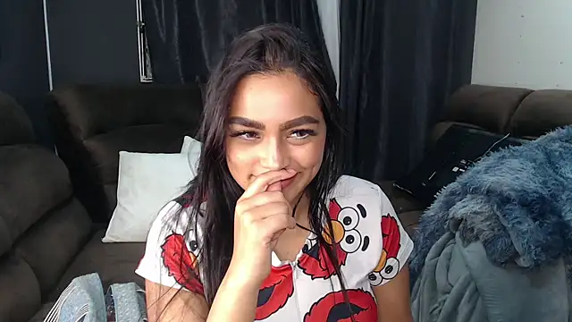 fairylatin222 live sex cam