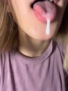 SweetBunnyGF live sex cam