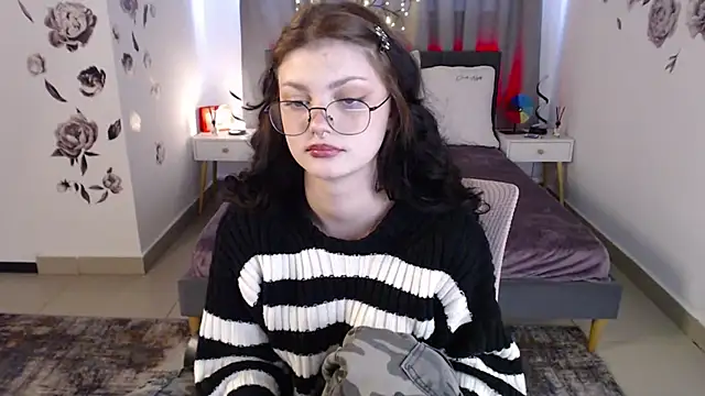 MileyRood live sex cam