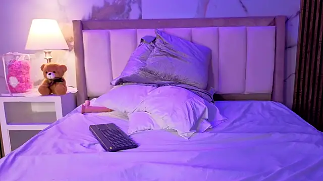 NoahCampbell live sex cam