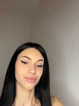 ilariea_girl live sex cam