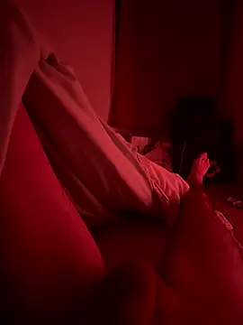 groschibre40100 live sex cam