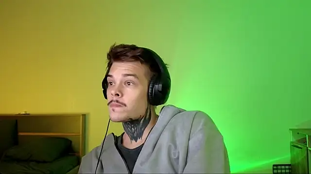 DENIS_HERE live sex cam