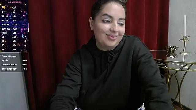 BustyAllyy live sex cam