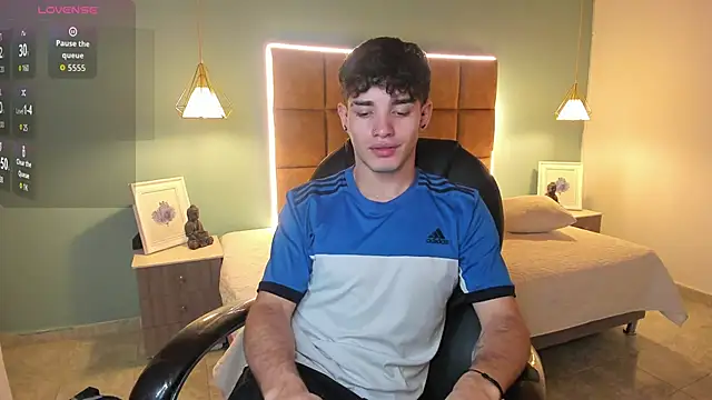 AlejooTwink live sex cam