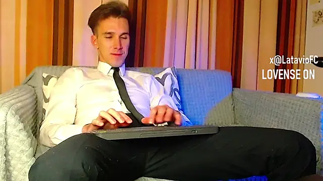 Midnighter_ live sex cam