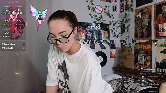 OdetteBiddy live sex cam