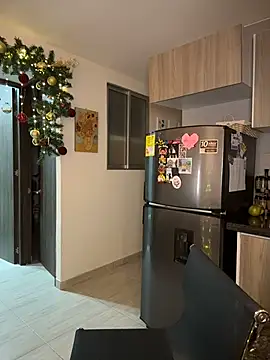 SaraParisi live sex cam