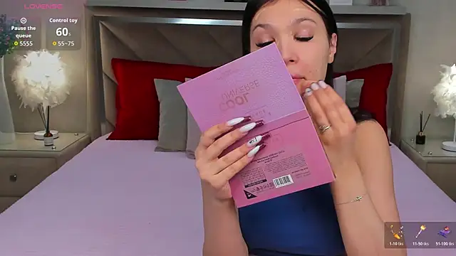 VictoriaXLovely live sex cam