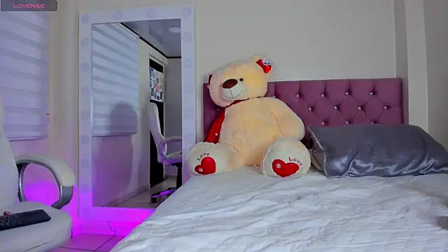 isaa_19 live sex cam