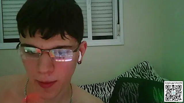 vitorsafado19 live sex cam