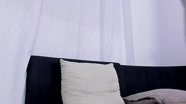 NoahhBrown live sex cam