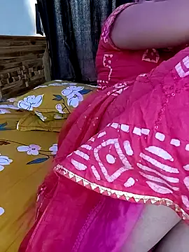 kaamuk_shweta live sex cam