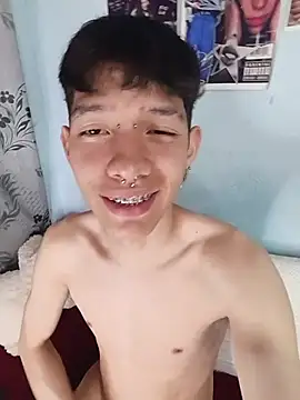 heyy_noah11 live sex cam