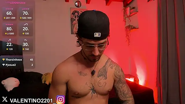 Valentino_Xander live sex cam