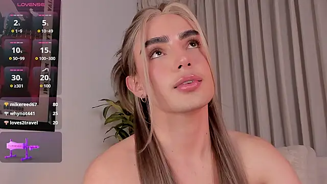 KittySkirtt1 live sex cam