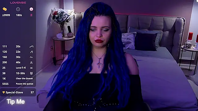 Miss_Maya_Mils live sex cam