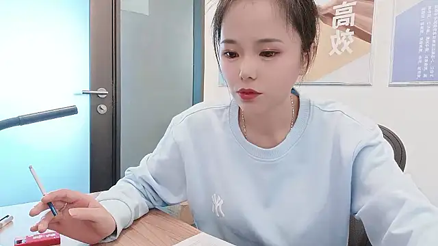 KKMM168 live sex cam