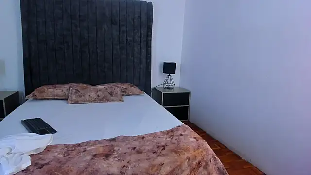 VanessaParis__ live sex cam