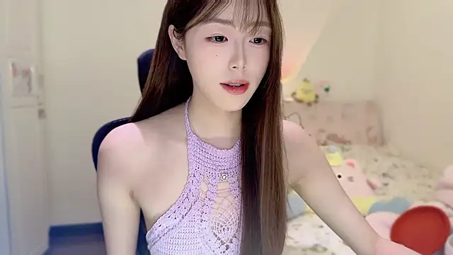 Onecutelittle live sex cam