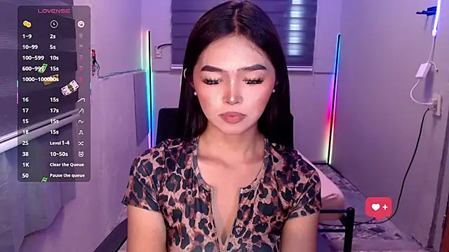 Itsme_claireee live sex cam