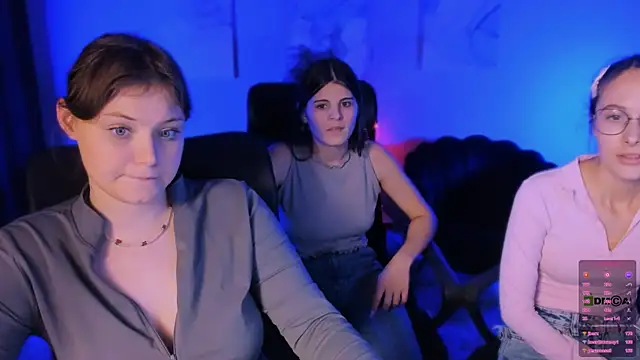 nikole_kitt live sex cam