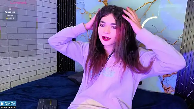 MaeveKuro live sex cam