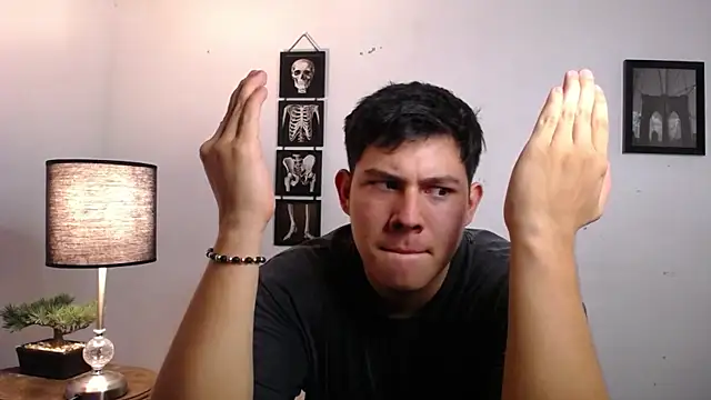 JamesCr_ live sex cam