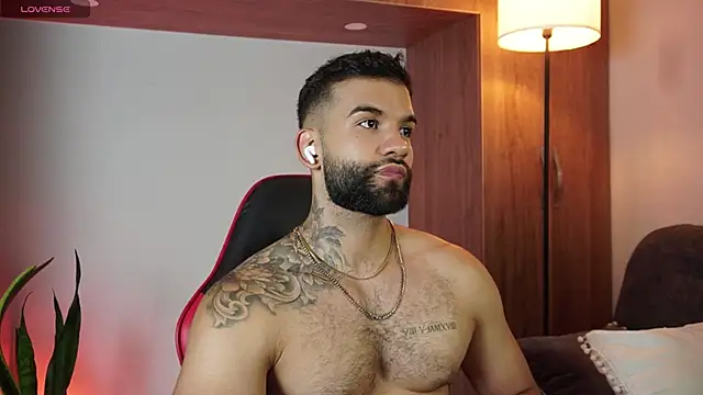 MarkHazze live sex cam