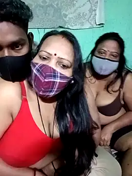 LoveOnStream live sex cam