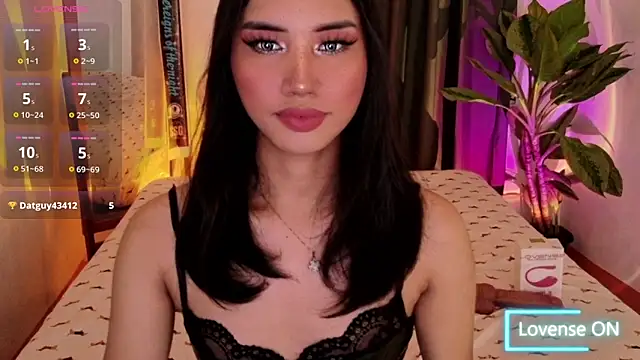 Divine_Goddesss live sex cam