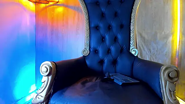 thaddeus_king live sex cam