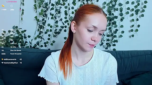 Foxy_blush live sex cam