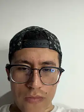 Kurtxxx22 live sex cam