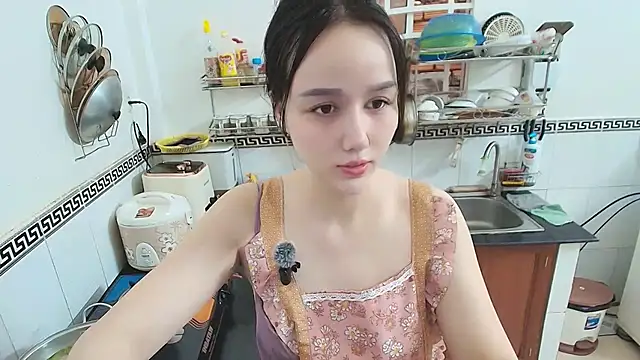 Mie_baby2k live sex cam