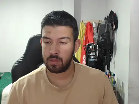 Axel11113 live sex cam