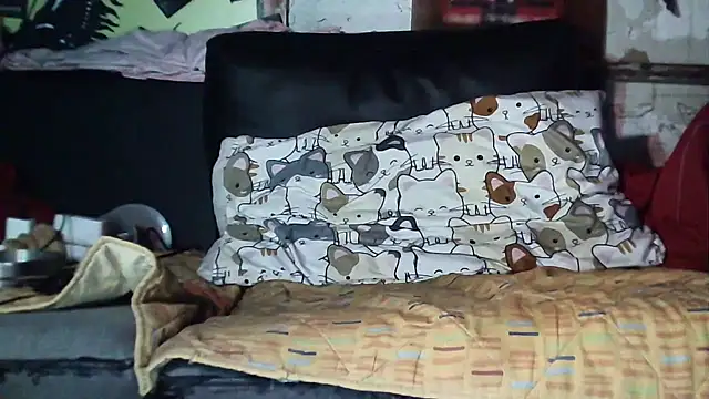 iamNOTGAY90 live sex cam