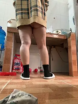 July-Asian live sex cam