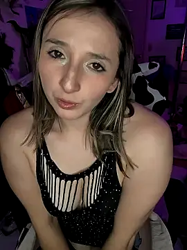 AhriSteele live sex cam