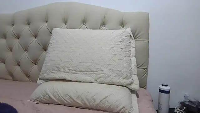 Himoreno25 live sex cam