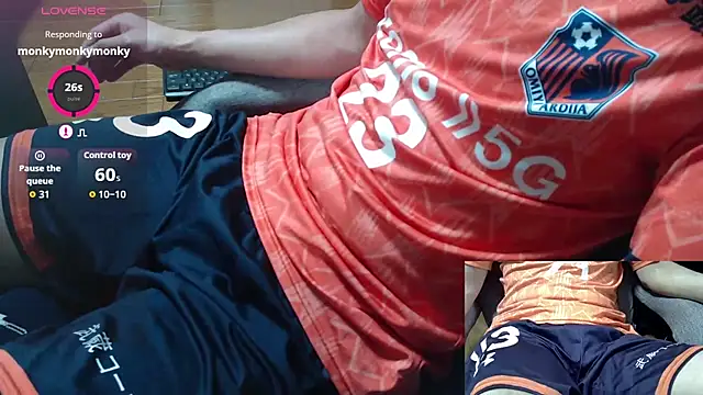 Yasu2000 live sex cam