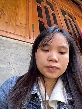 Ngoc-bbi live sex cam