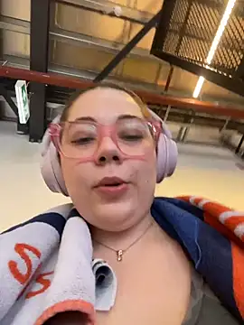 brooklynivy live sex cam