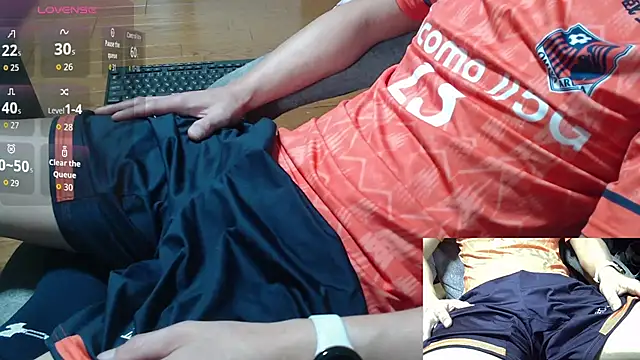 Yasu2000 live sex cam