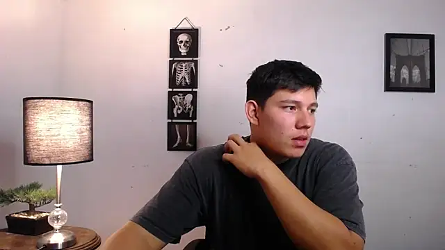 JamesCr_ live sex cam