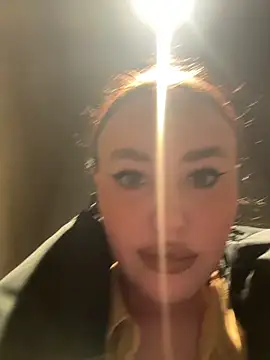 KiraSunshine live sex cam