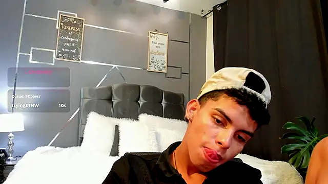 sky_jules live sex cam