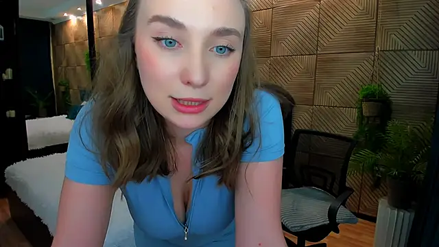 TrueReincarnation live sex cam