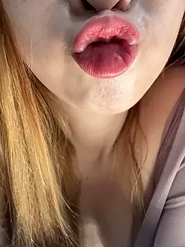 Tiffany-yy live sex cam